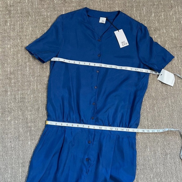 NWT Iris & Ink Silk Jumpsuit Blue Short Sleeve Button Front Coveralls Size 14 - Picture 4 of 9